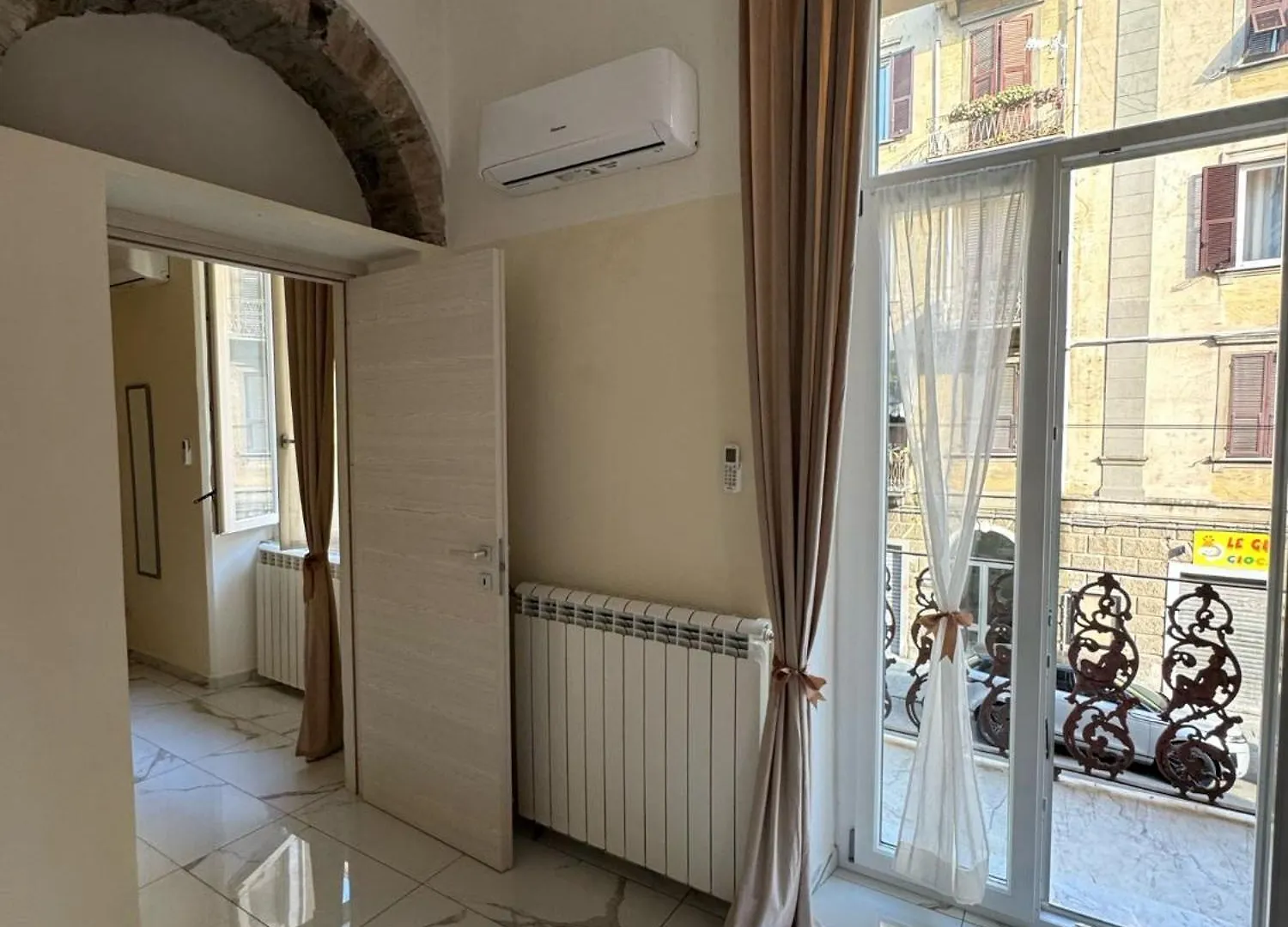 Lägenhet 5 Terre La Spezia Enter City Italien